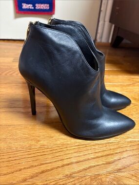Chinese Laundry Kristin Cavallari Black Pointed Toe Stiletto Ankle Boots